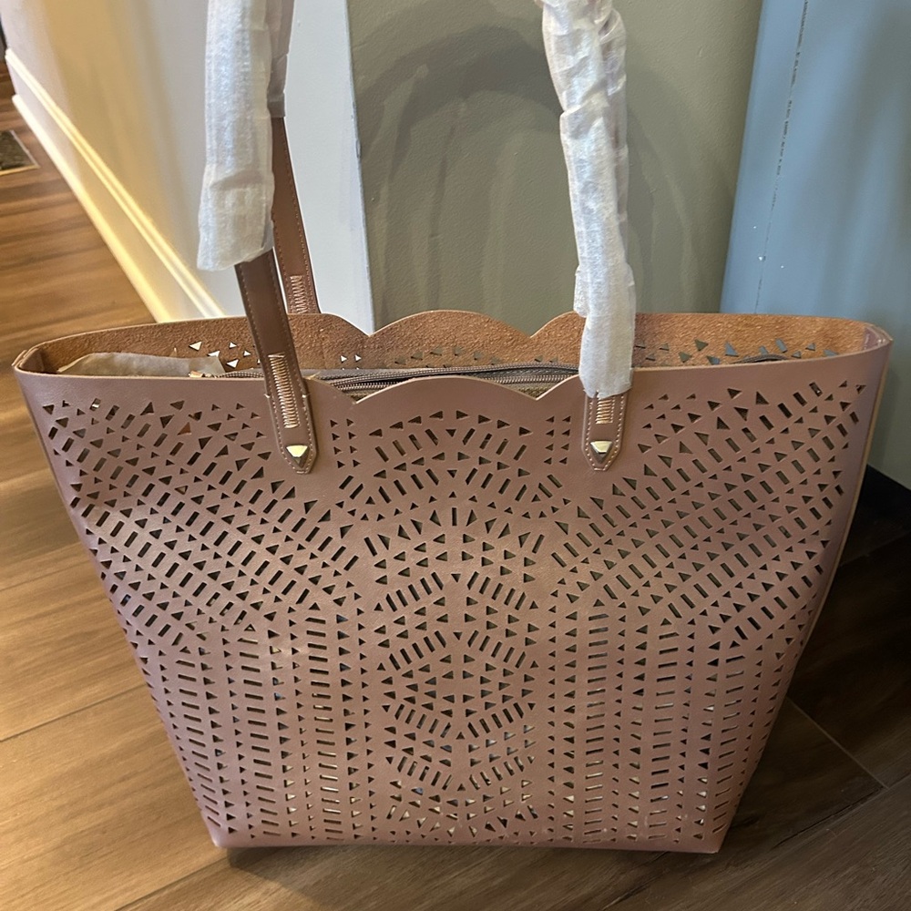Stella & Dot Marseilles bag.